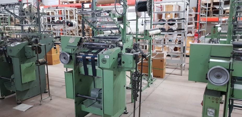MULLER Crocheting machine RD / RD3 and Raschelina 1983 - Textile Machinery